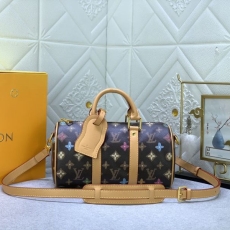 Louis Vuitton Speedy Bags